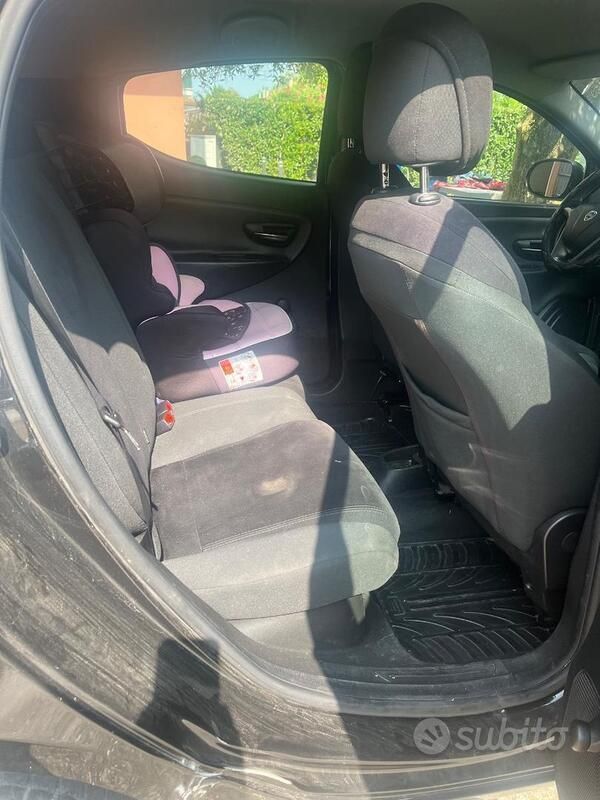 Usata Lancia Ypsilon 2014 Nero Utilitaria