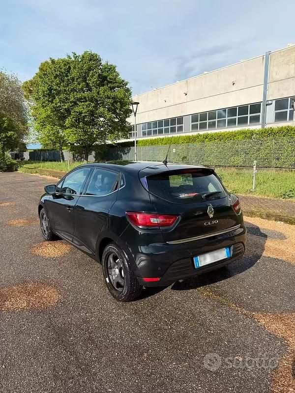 Usata Renault Clio IV 118 CV (86 kW) 2018 Nero Utilitaria