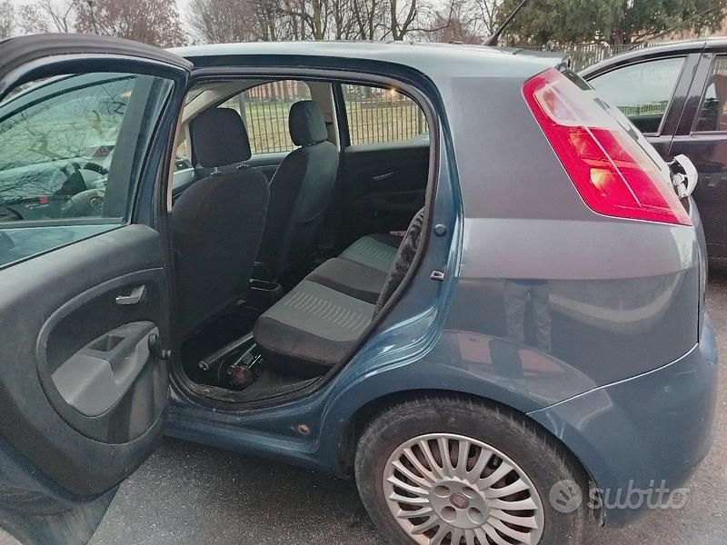 Usata Fiat Grande Punto 90 CV (66 kW) 2008 Blu Utilitaria
