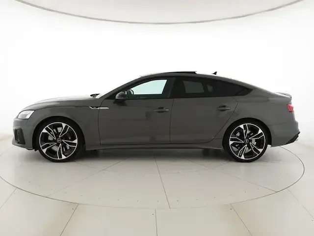 Usata Audi S5 Sportback Sport 341 CV (250 kW) 2023 Grigio chronos metallizzato Utilitaria