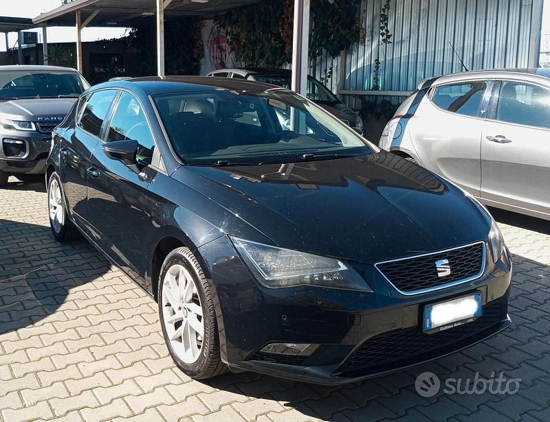 Usata Seat Leon Style 105 CV (77 kW) 2013 Nero Berlina