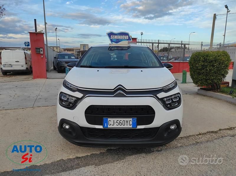 Usata Citroën C3 101 CV (74 kW) 2022 Bianco Utilitaria