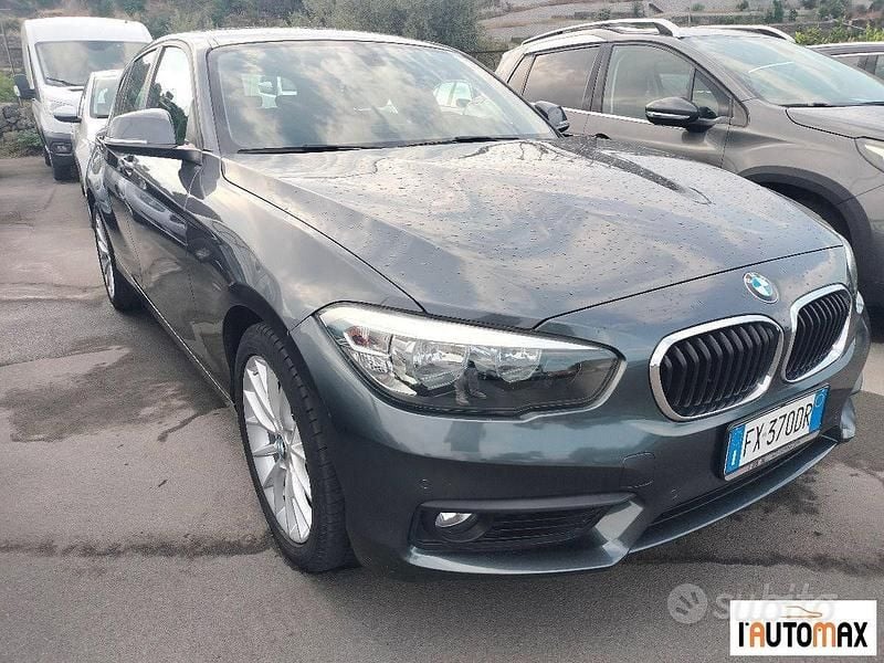 Usata BMW 118 Efficient Dynamics 150 CV (110 kW) 2019 Grigio Utilitaria