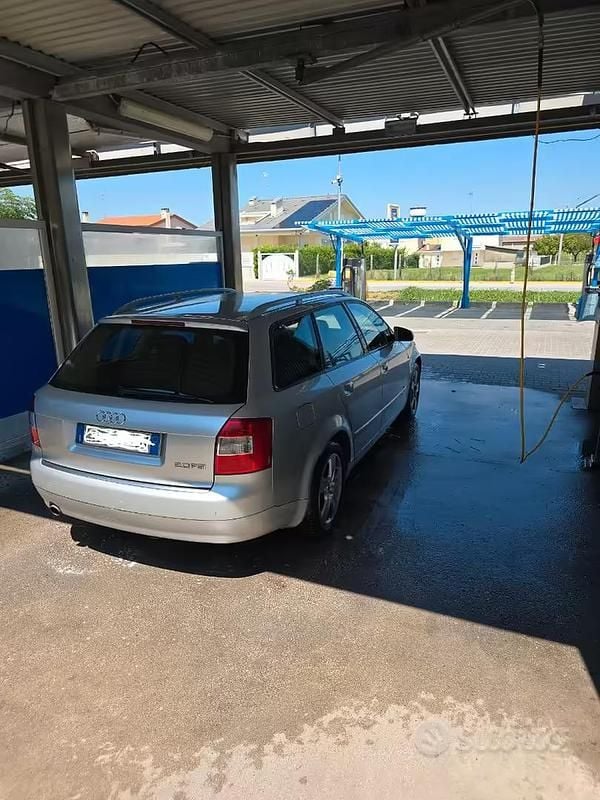 Usata Audi A4 150 CV (110 kW) 2003 Grigio Station wagon