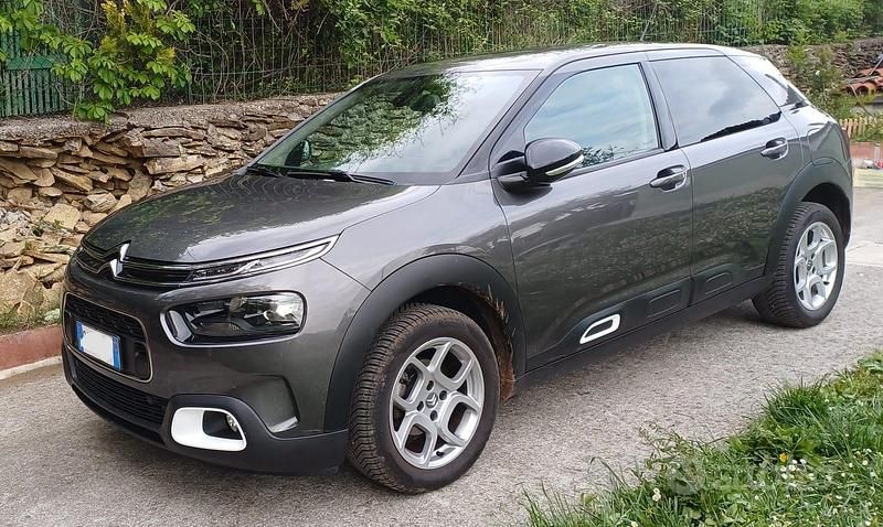 Usata Citroën C4 PureTech 110 CV (80 kW) 2020 Grigio SUV