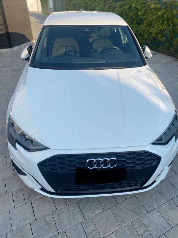Usata 2022 Audi A3 Sportback g-tron Business Due volumi | 24.500 € (Buon prezzo) - Immagine 1/4