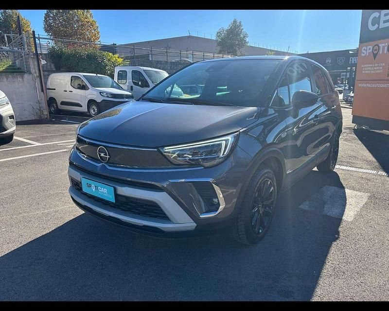 Grigio Usata 2022 Opel Crossland Design & Tech SUV | 13.900 € (Buon prezzo) - Immagine 1/4