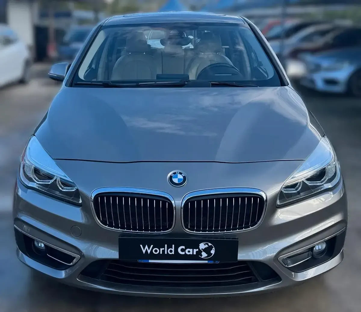 Usata BMW 218 Luxury Line 150 CV (110 kW) 2014 Oro Coupé