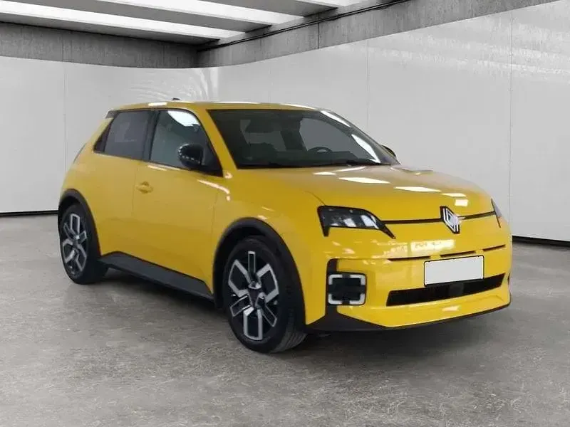 Usata Renault 5 E-Tech Urban 89 kW (122 CV) 2025 Giallo Berlina
