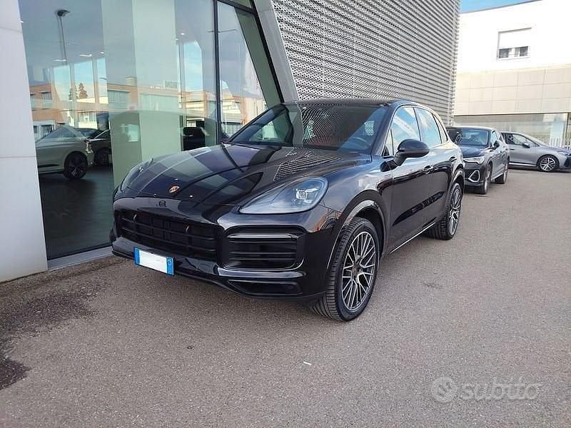Usata Porsche Cayenne 340 CV (250 kW) 2021 Nero SUV