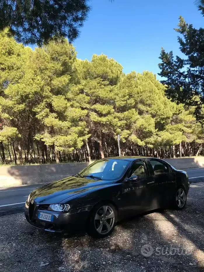 Usata Alfa Romeo 156 116 CV (85 kW) 2005 Nero Berlina