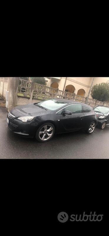 Usato 2011 Opel Astra GTC 1.6 LPG_Hybrid 180 CV (6.500 €)