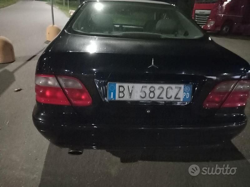 Usata Mercedes CLK200 2001 Nero Berlina
