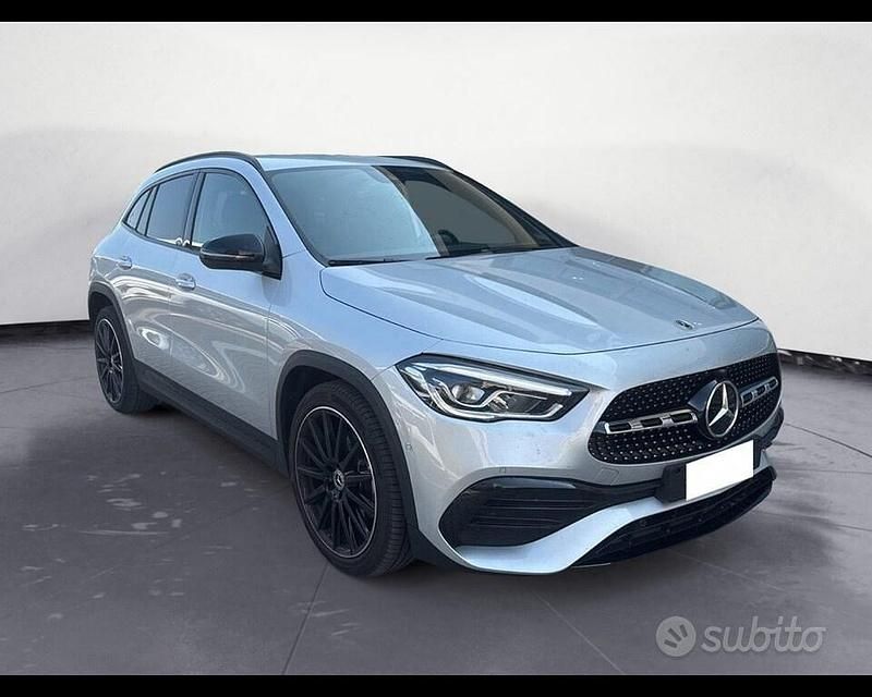 Brugt Mercedes GLA200 Premium 150 HK (110 kW) 2023 Sølv SUV