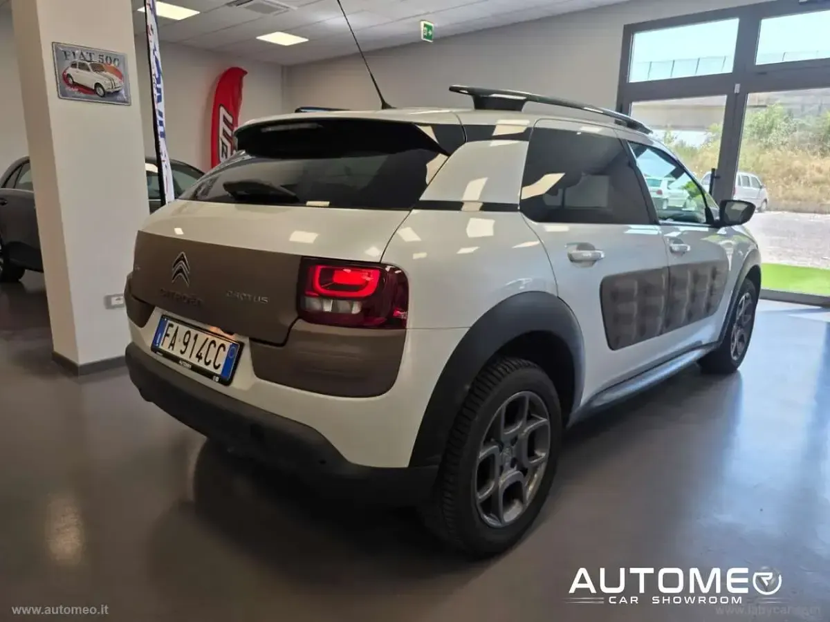 Usata Citroën C4 Shine 99 CV (72 kW) 2015 Bianco SUV