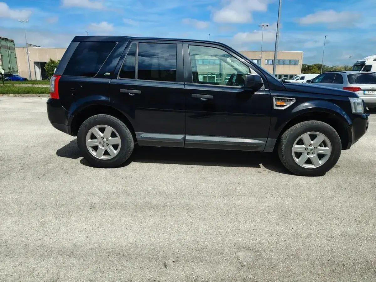 Usata Land Rover Freelander 2 HSE 160 CV (117 kW) 2008 Nero SUV