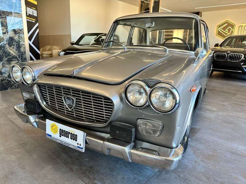 Grigio Usata 1965 Lancia Flavia Tre volumi | 8990 € - Immagine 1/4