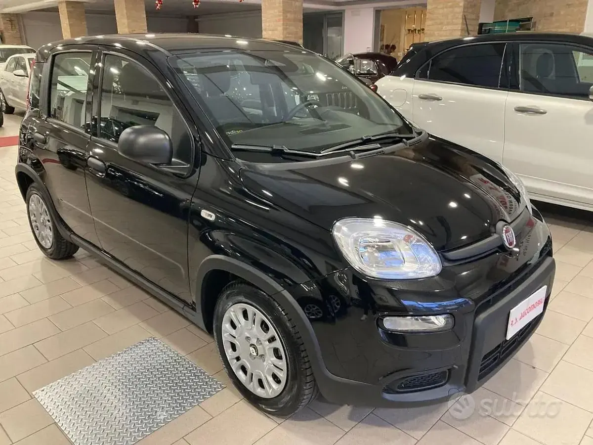 Nuova Fiat Panda 69 CV (50 kW) 2025 Nero Utilitaria