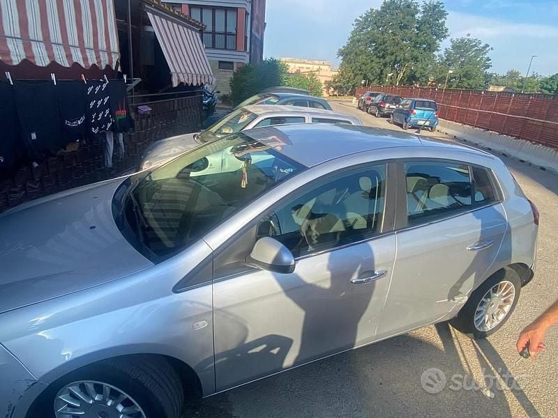 Usata Fiat Bravo 103 CV (75 kW) 2011 Grigio Utilitaria