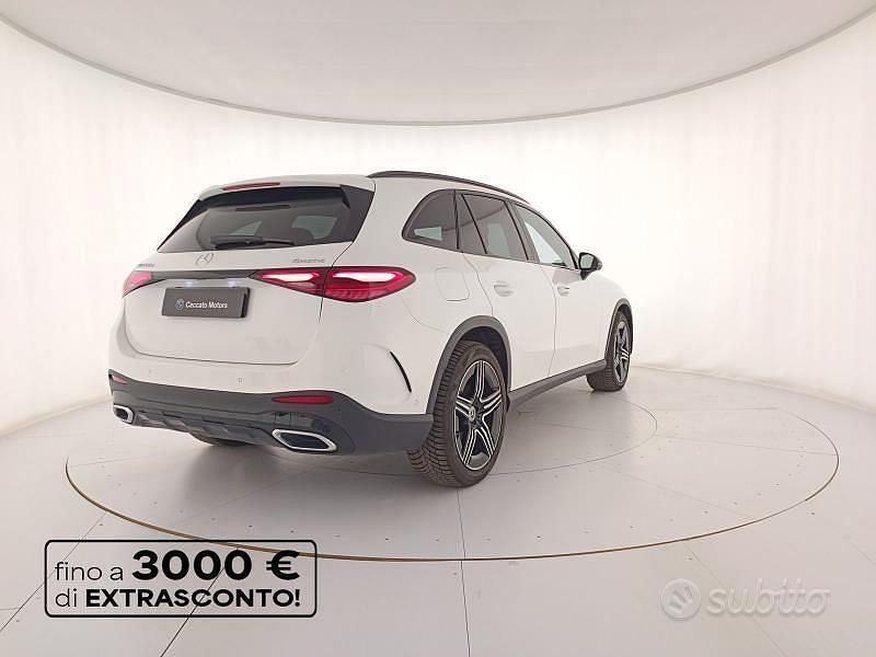 Usata Mercedes GLC220 AMG Line Premium 197 CV (144 kW) 2023 Bianco SUV