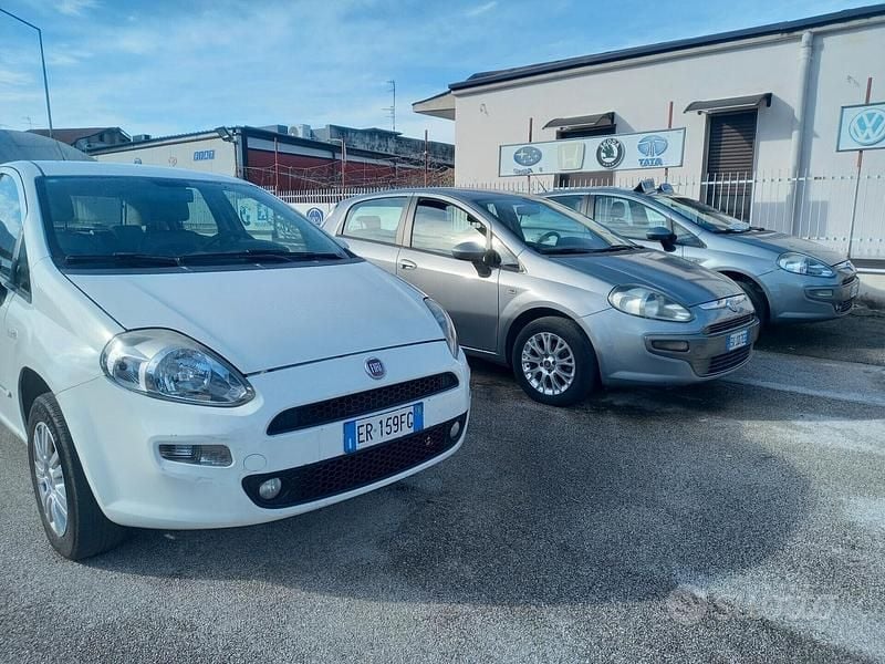 Usata Fiat Punto Evo 77 CV (56 kW) 2015 Grigio Utilitaria