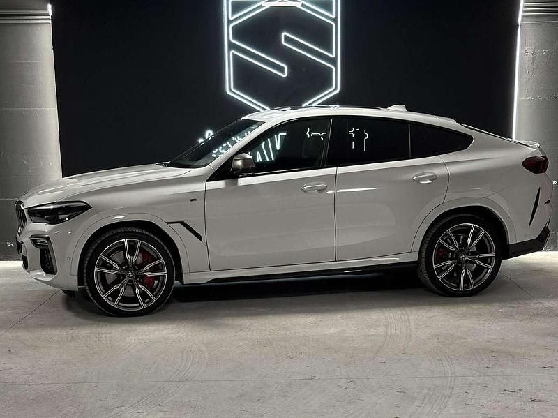 Begagnad BMW X6 M50 530 HK (389 kW) 2021 Vit SUV