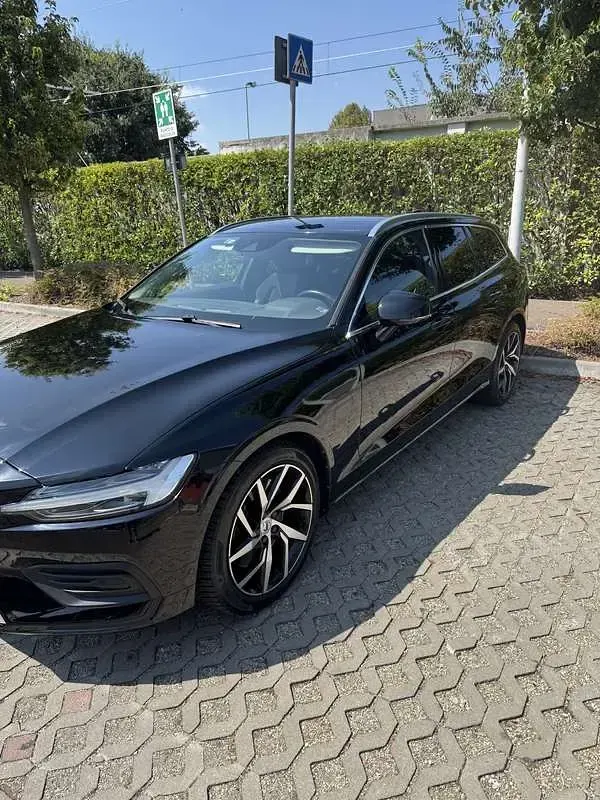 Usata Volvo V60 Business Edition 190 CV (139 kW) 2020 Station wagon