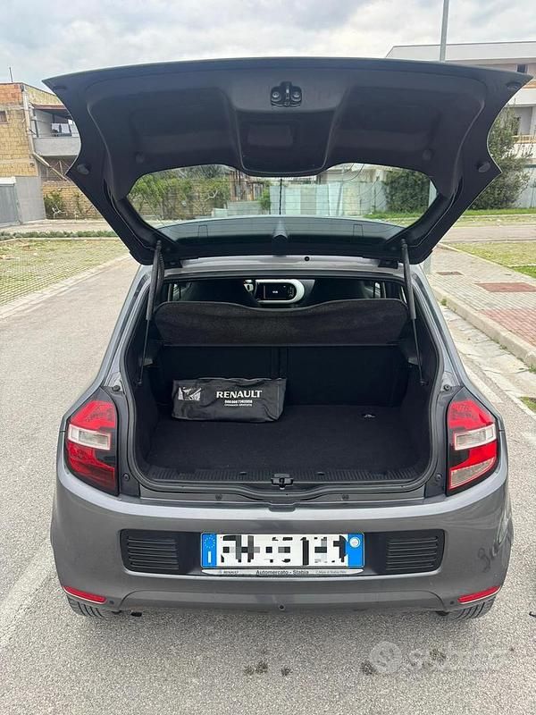 Usata Renault Twingo Intens 90 CV (66 kW) 2017 Grigio Utilitaria