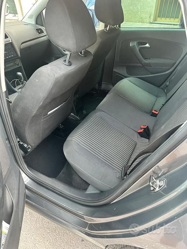 Usata VW Polo 90 CV (66 kW) 2011 Marrone Berlina