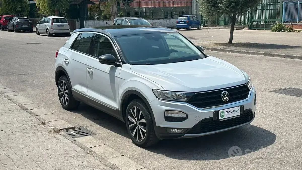 Usata VW T-Roc Style 116 CV (85 kW) 2020 Bianco SUV