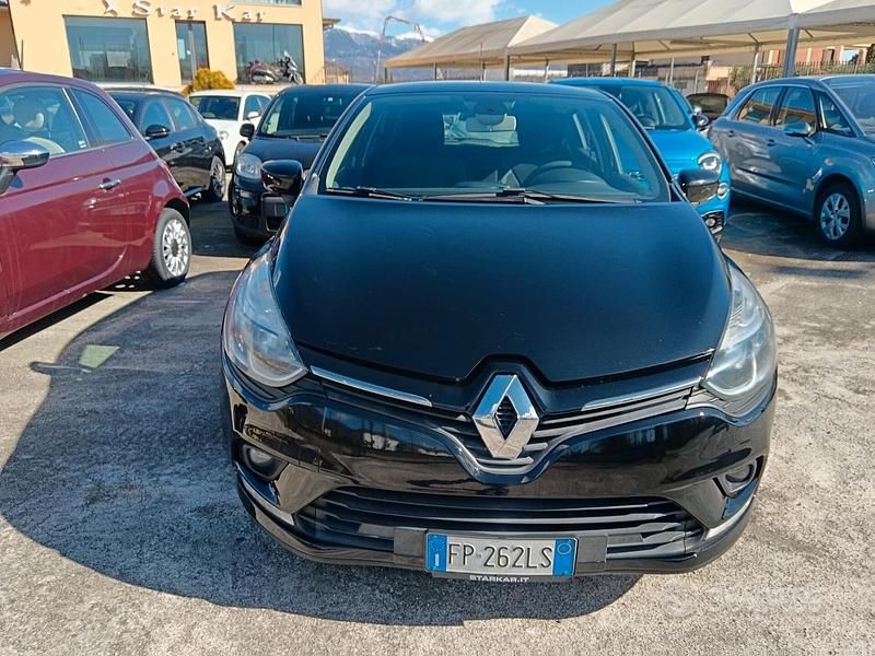 Usata Renault Clio IV Intens 90 CV (66 kW) 2018 Nero Berlina