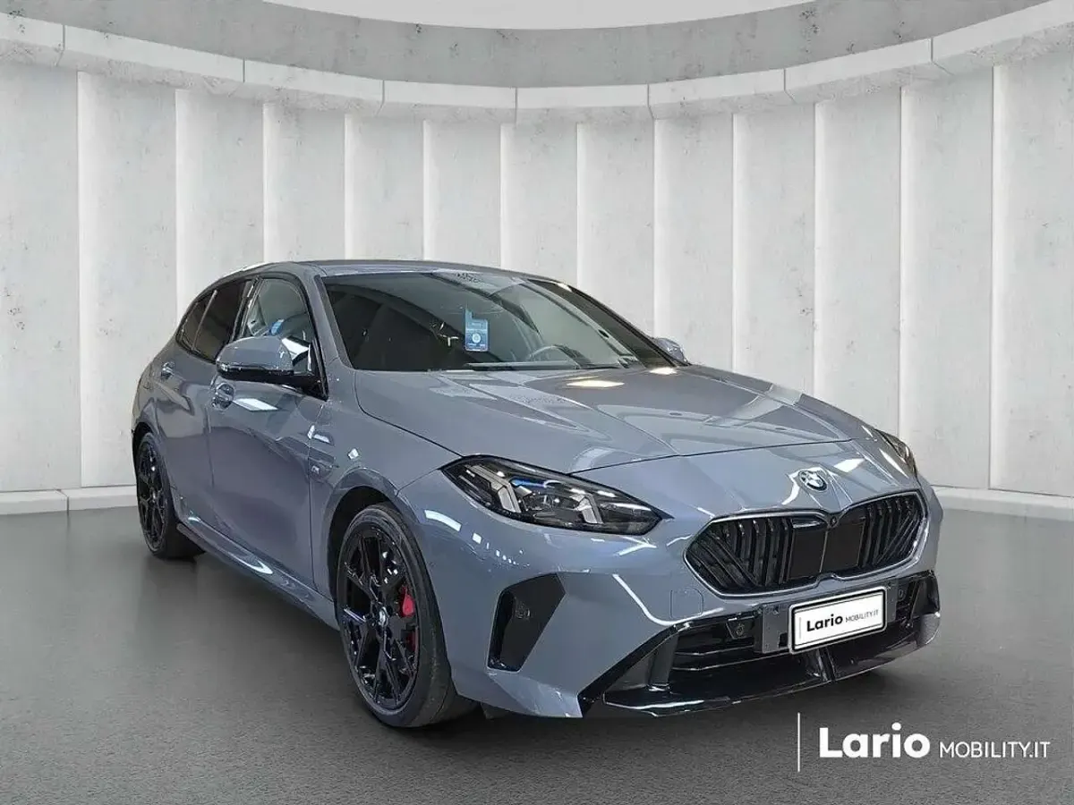 Usata BMW 118 M Sport 150 CV (110 kW) 2025 Storm bay metallizzato Utilitaria