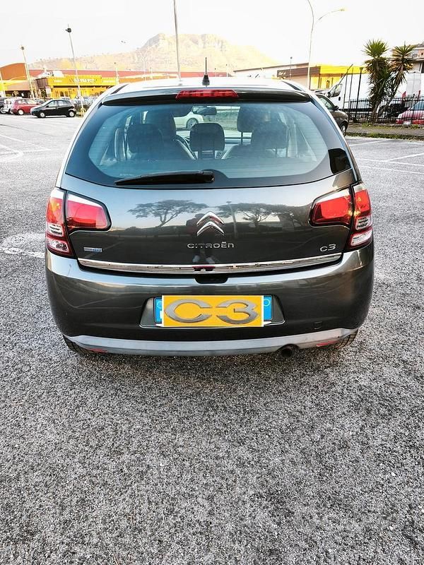 Usata Citroën C3 Exclusive 75 CV (55 kW) 2016 Grigio Berlina