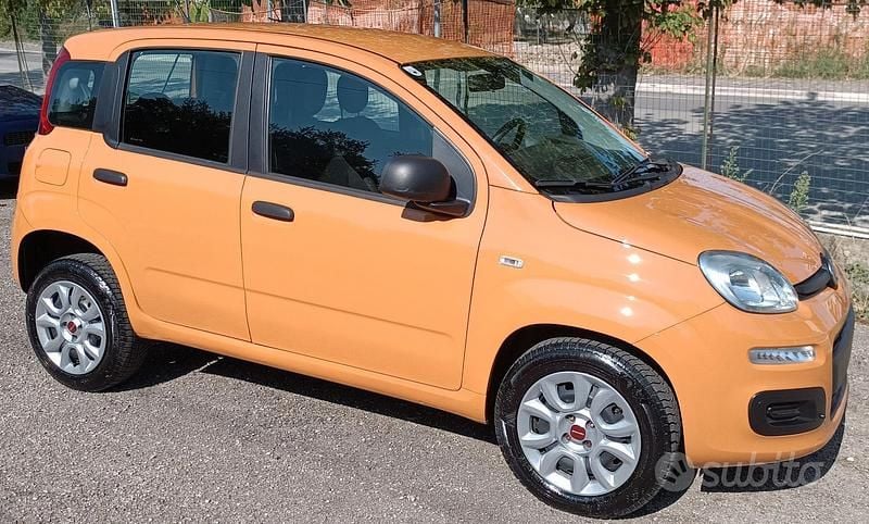 Usata Fiat Panda 70 CV (51 kW) 2019 Utilitaria