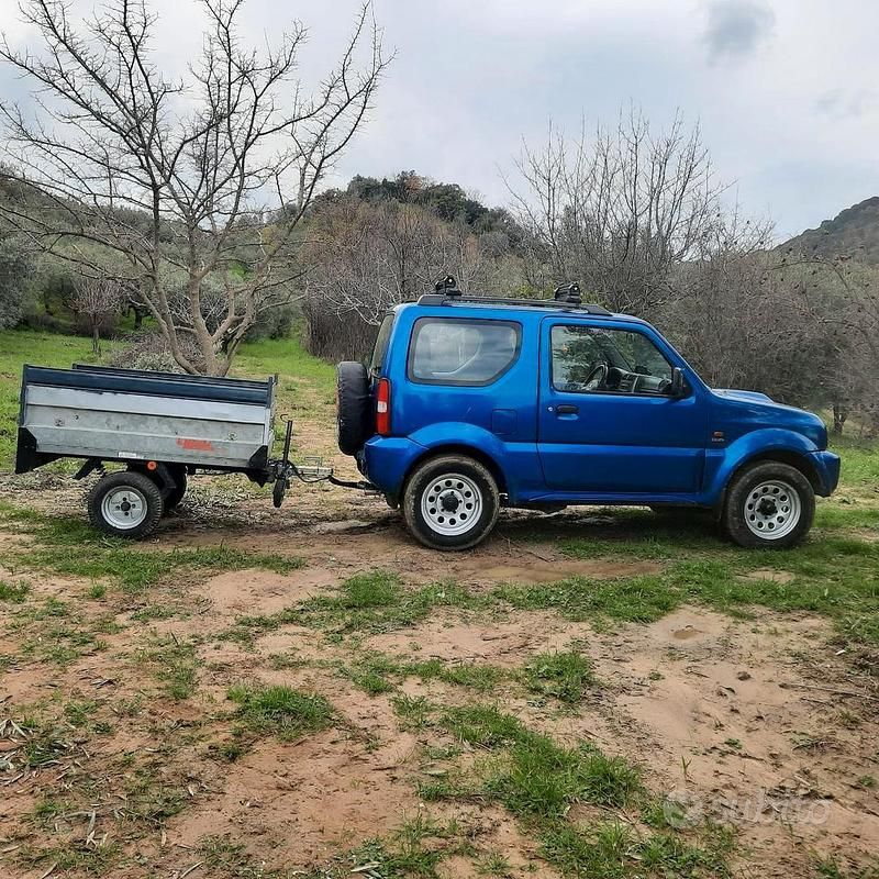 Usata Suzuki Jimny 48 CV (35 kW) 2005 Blu SUV
