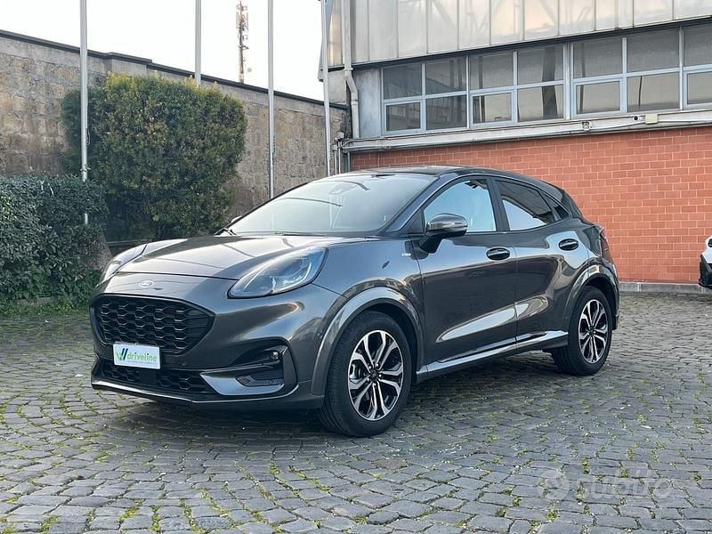 Grigio Usata 2023 Ford Puma ST-Line SUV | 17.999 € (Ottimo prezzo) - Immagine 1/4