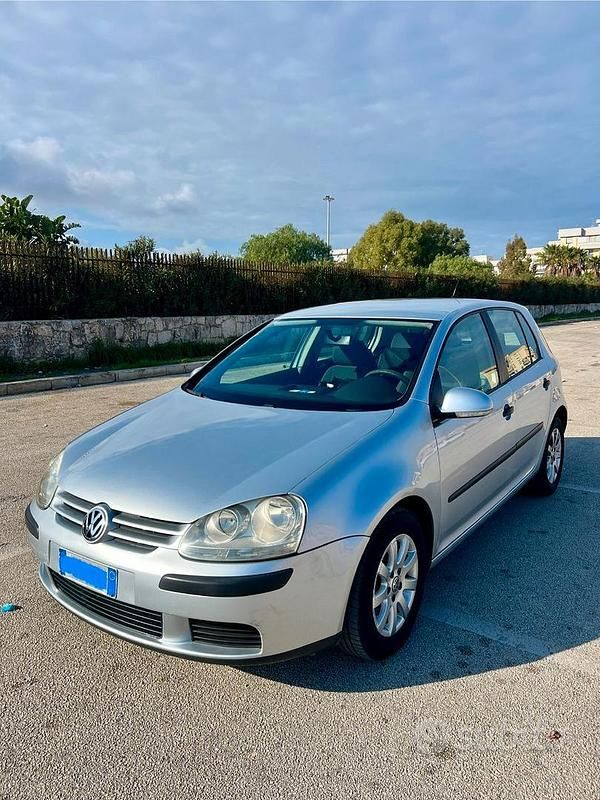 Usata VW Golf IV 105 CV (77 kW) 2006 Grigio Berlina