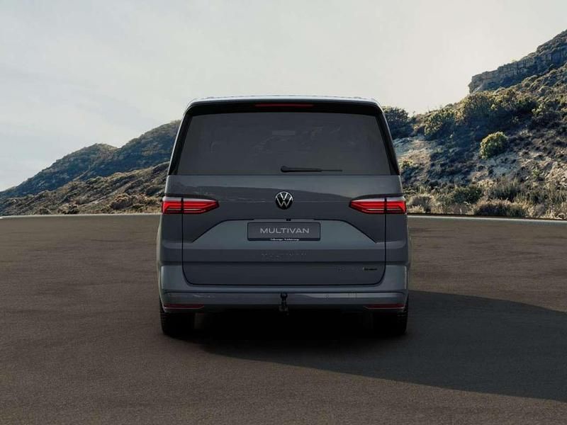 Ny VW Multivan Life 245 HK (180 kW) 2026 Grå Minibuss