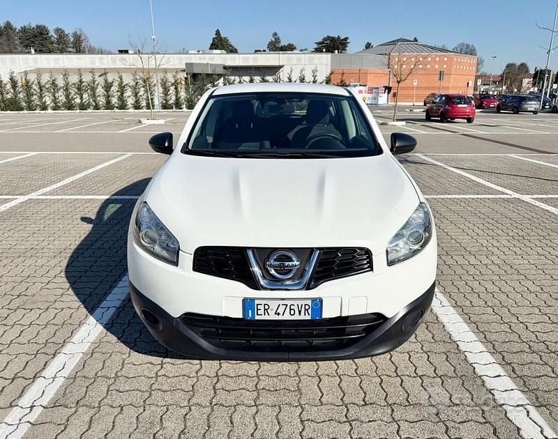 Usata Nissan Qashqai Tekna 110 CV (80 kW) 2013 Bianco SUV