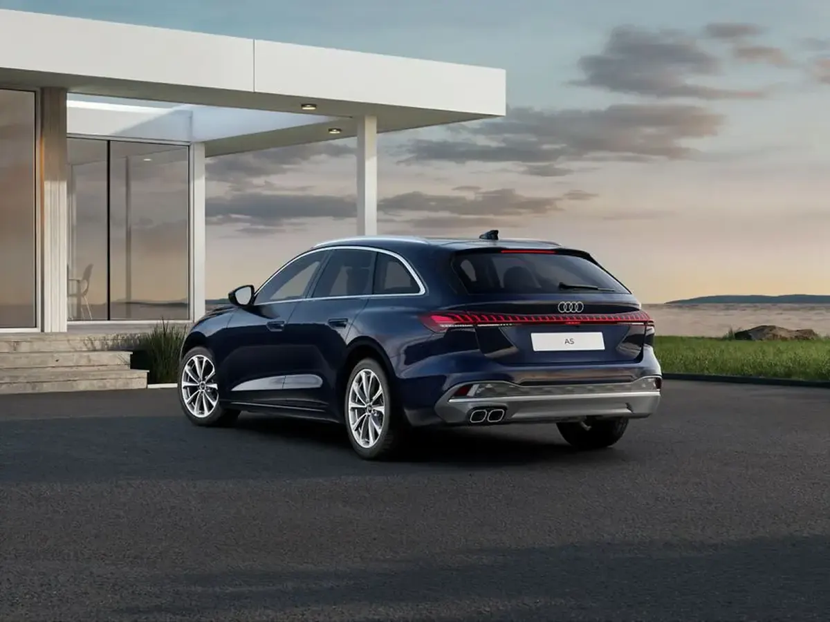 Nuova Audi A5 Advanced Plus 204 CV (150 kW) 2026 Blu firmamento metallizzato Station wagon