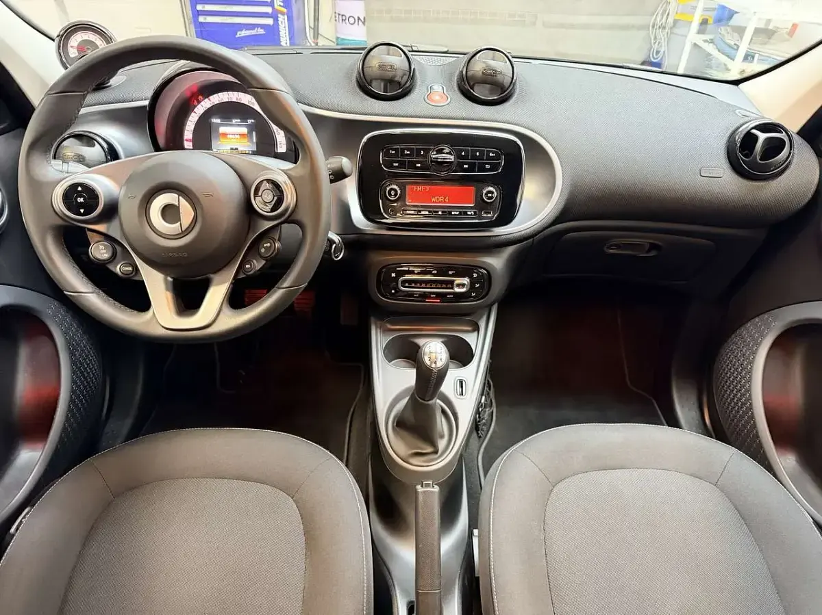 Usata Smart ForFour Passion 71 CV (52 kW) 2018 Nero Utilitaria