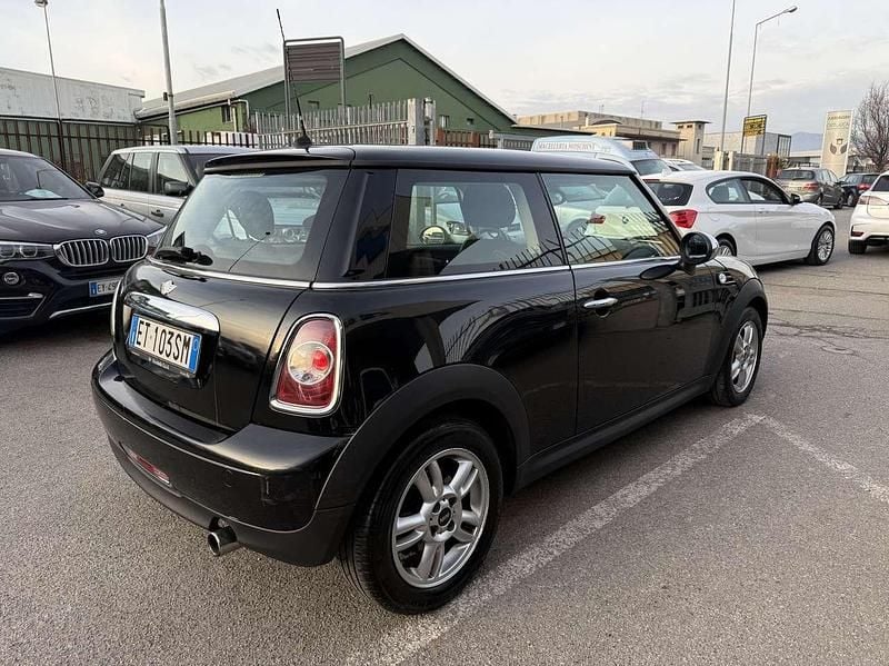 Usata Mini ONE 75 CV (55 kW) 2013 Nero Utilitaria