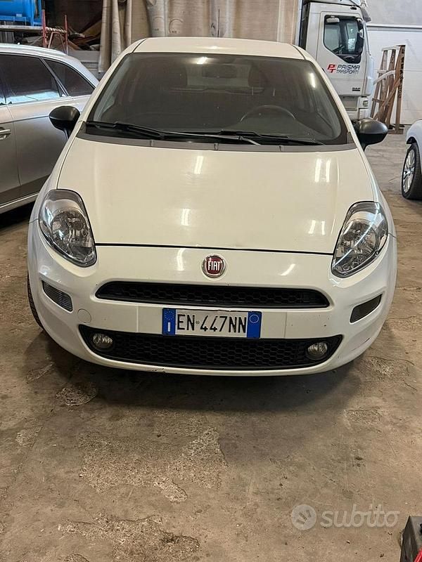 Usata Fiat Grande Punto 75 CV (55 kW) 2014 Utilitaria