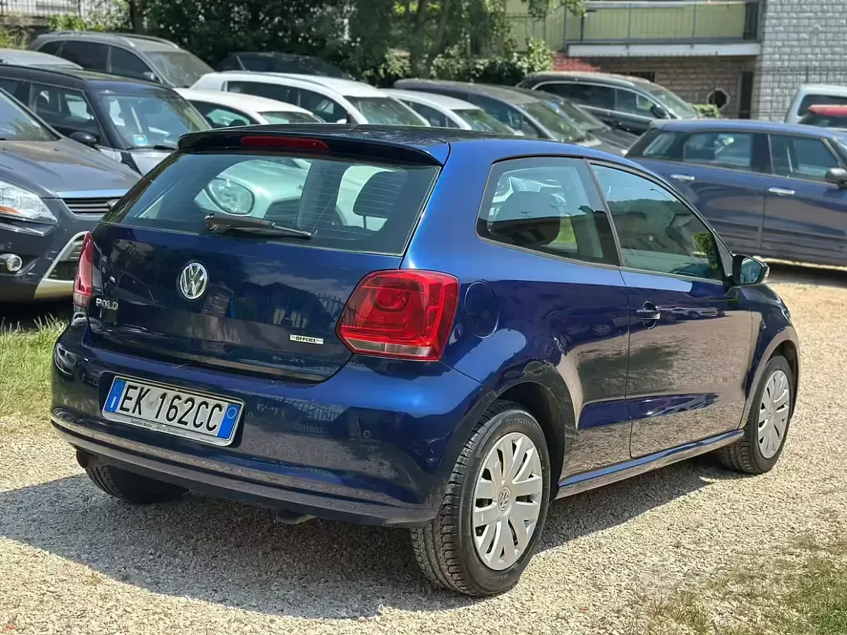 Usata VW Polo Highline 82 CV (60 kW) 2011 Blu Utilitaria