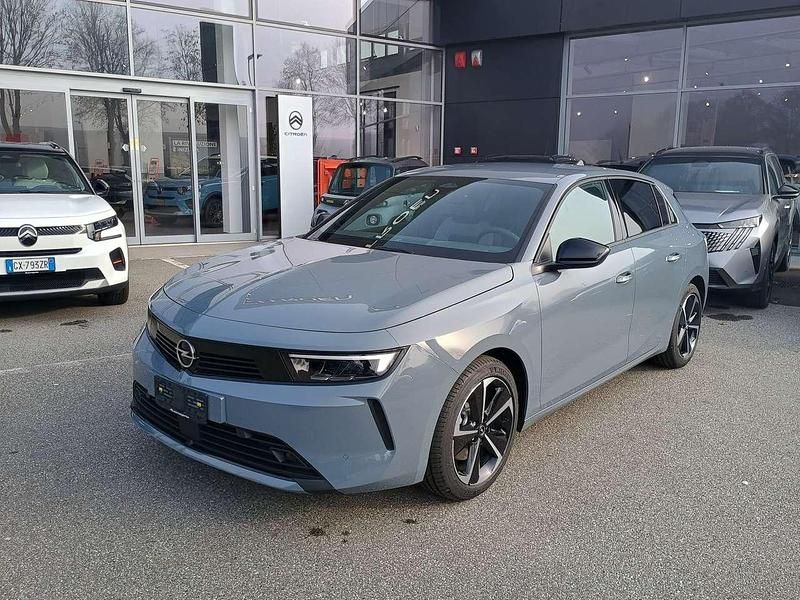 Nuova Opel Astra Edition 136 CV (100 kW) 2026 Grafik grey Berlina
