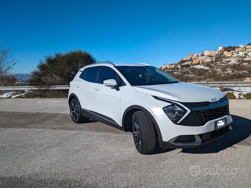 Bianco Usata 2023 Kia Sportage SUV | 28.000 € (Super prezzo) - Immagine 1/4