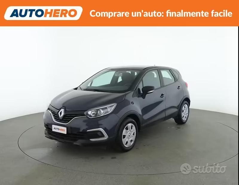 Usata Renault Captur Life 90 CV (66 kW) 2018 Blu SUV