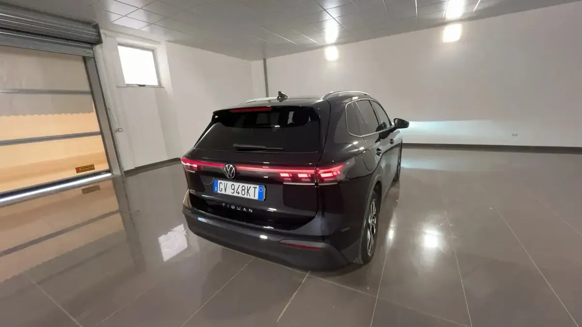 Usata VW Tiguan Edition 150 CV (110 kW) 2024 Nero SUV