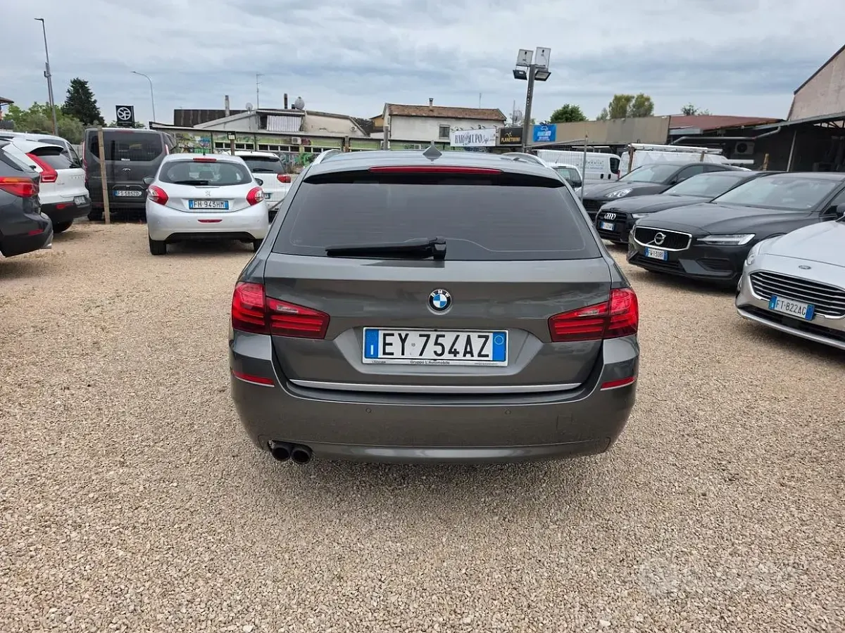 Usata BMW 520 184 CV (135 kW) 2015 Grigio Station wagon
