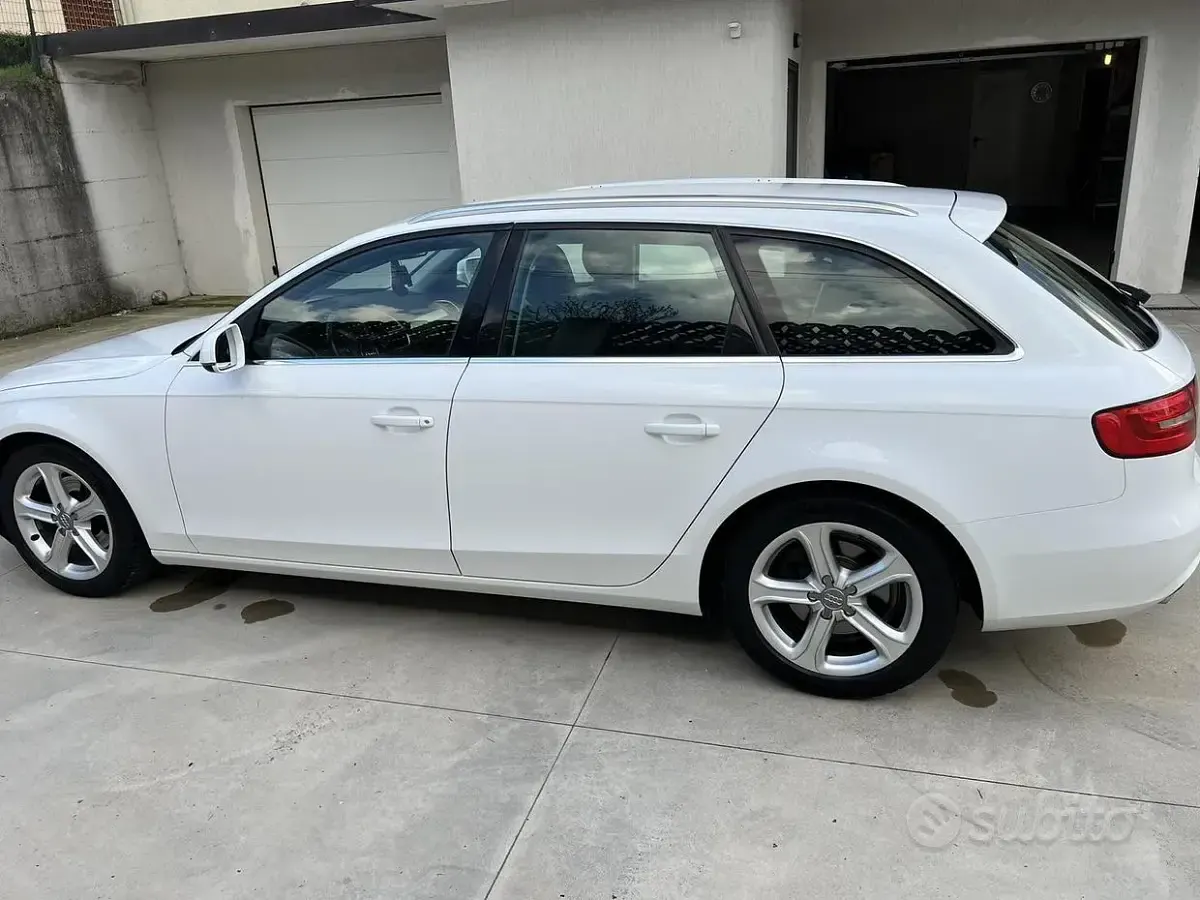 Usata Audi A4 120 CV (88 kW) 2014 Bianco Station wagon